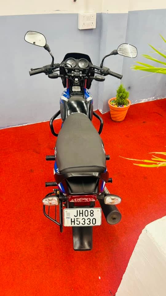 Bajaj CT 110