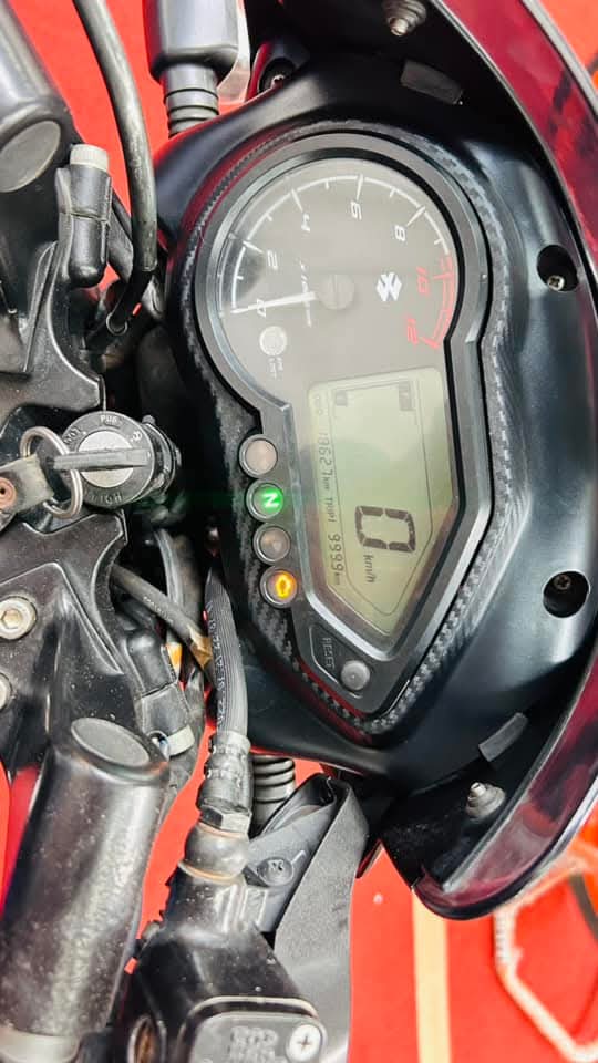 Pulsar 125