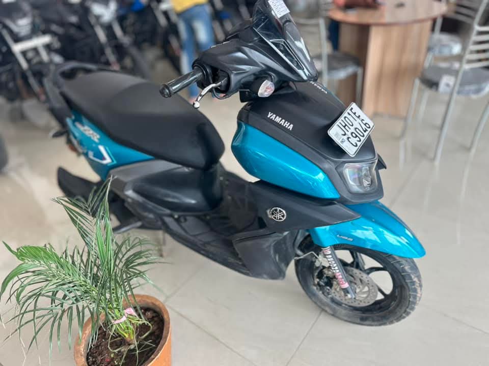 Yamaha zr 125