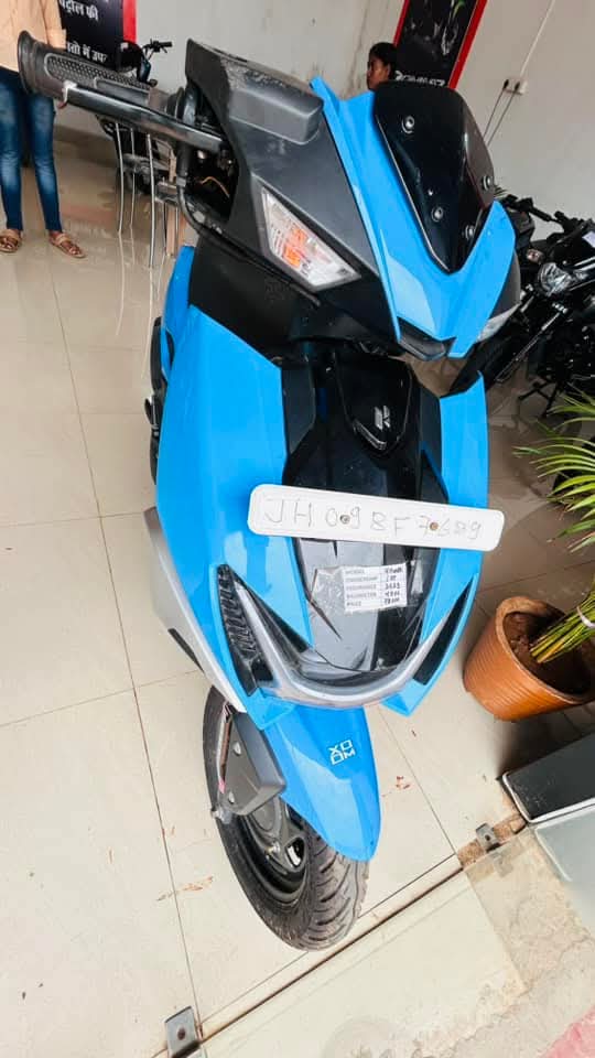 Zoom scooty 