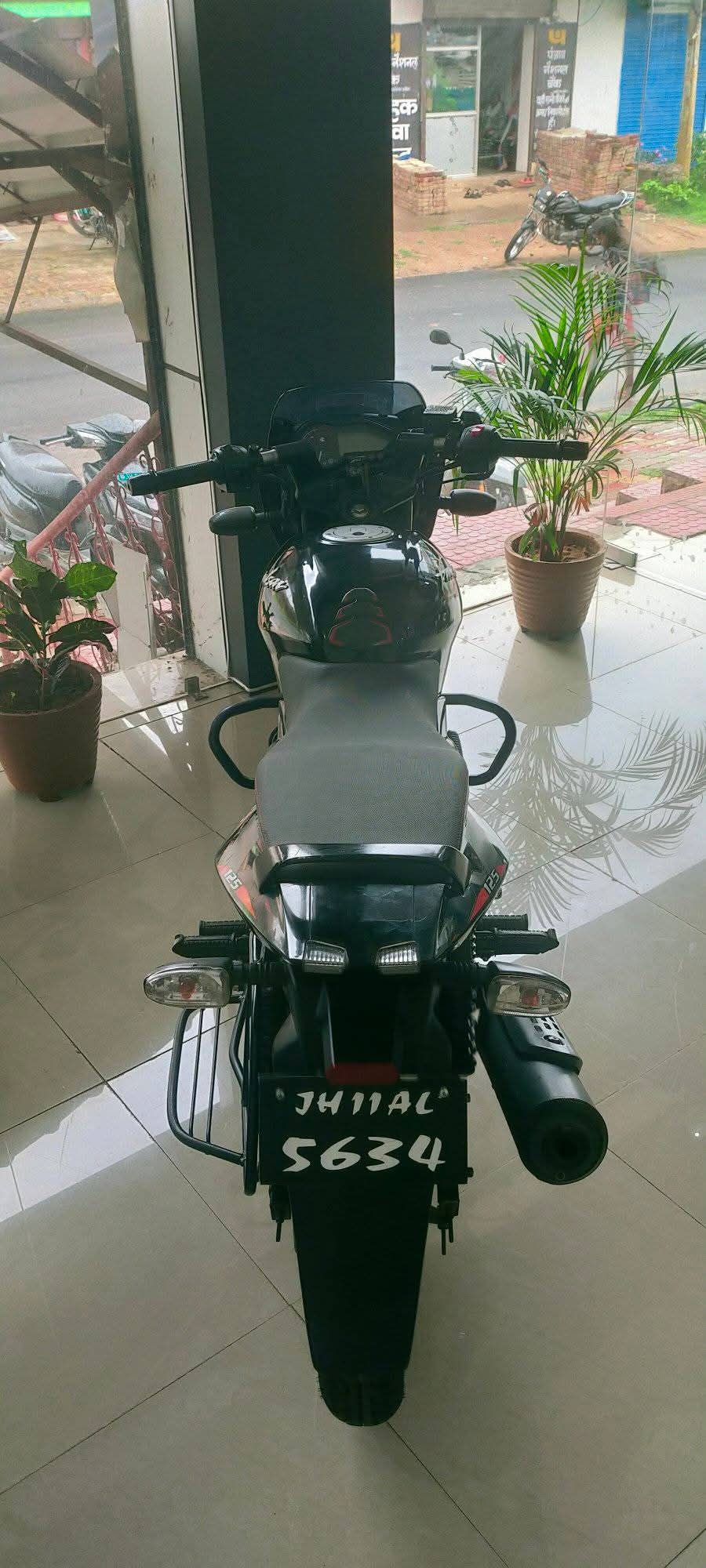 Pulsar 125 