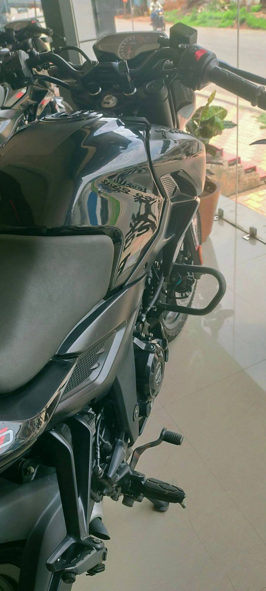 Pulsar N 160