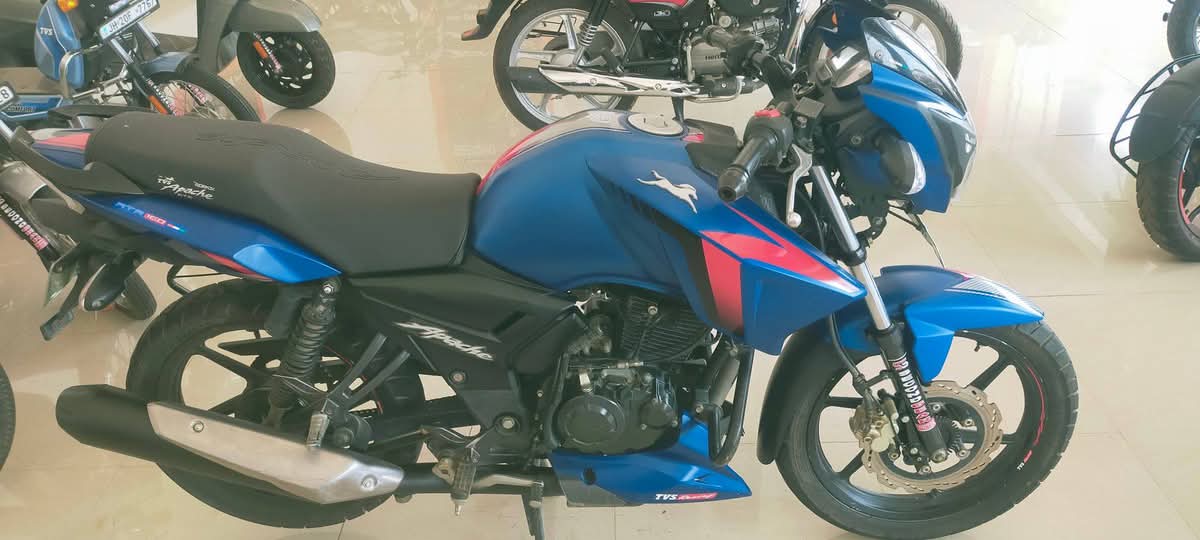 Tvs Apache RTR160 