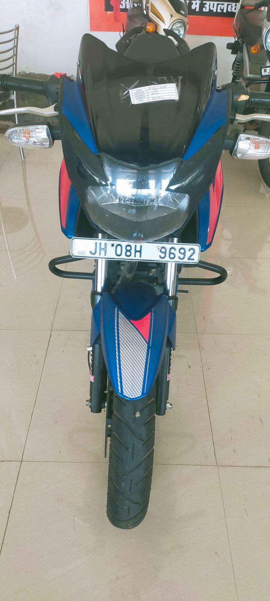 Tvs Apache RTR160 