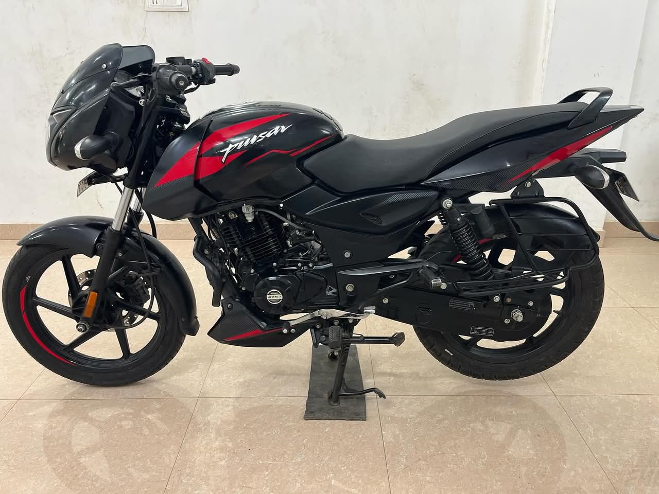 Pulsar 125
