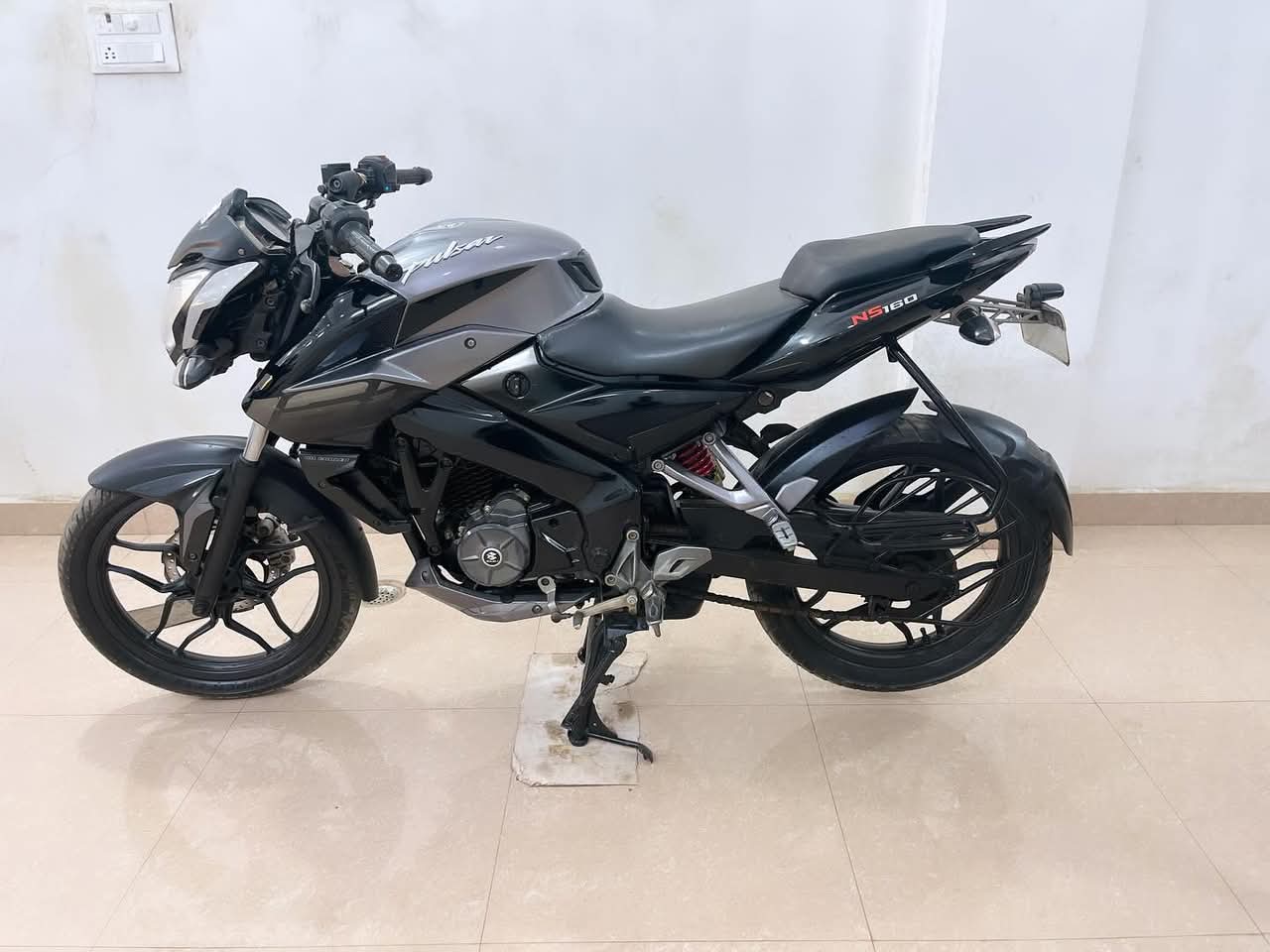 Pulsar Ns 160