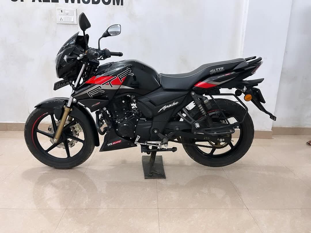 Tvs Apache RTR160 