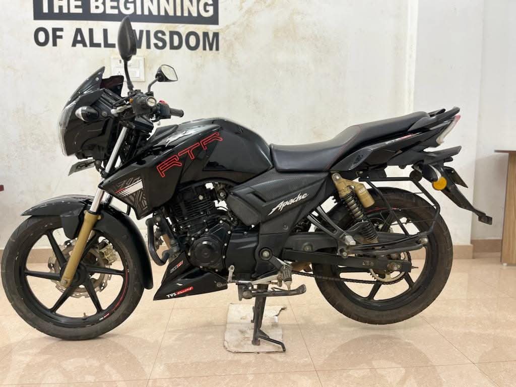 Tvs Apache RTR160 