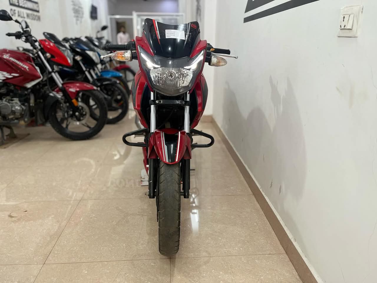 Tvs Apache RTR160 