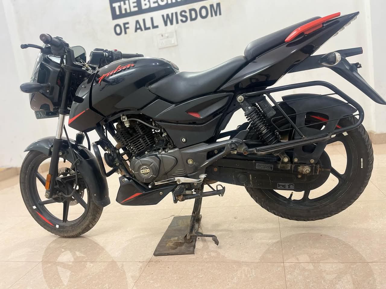 Pulsar 125
