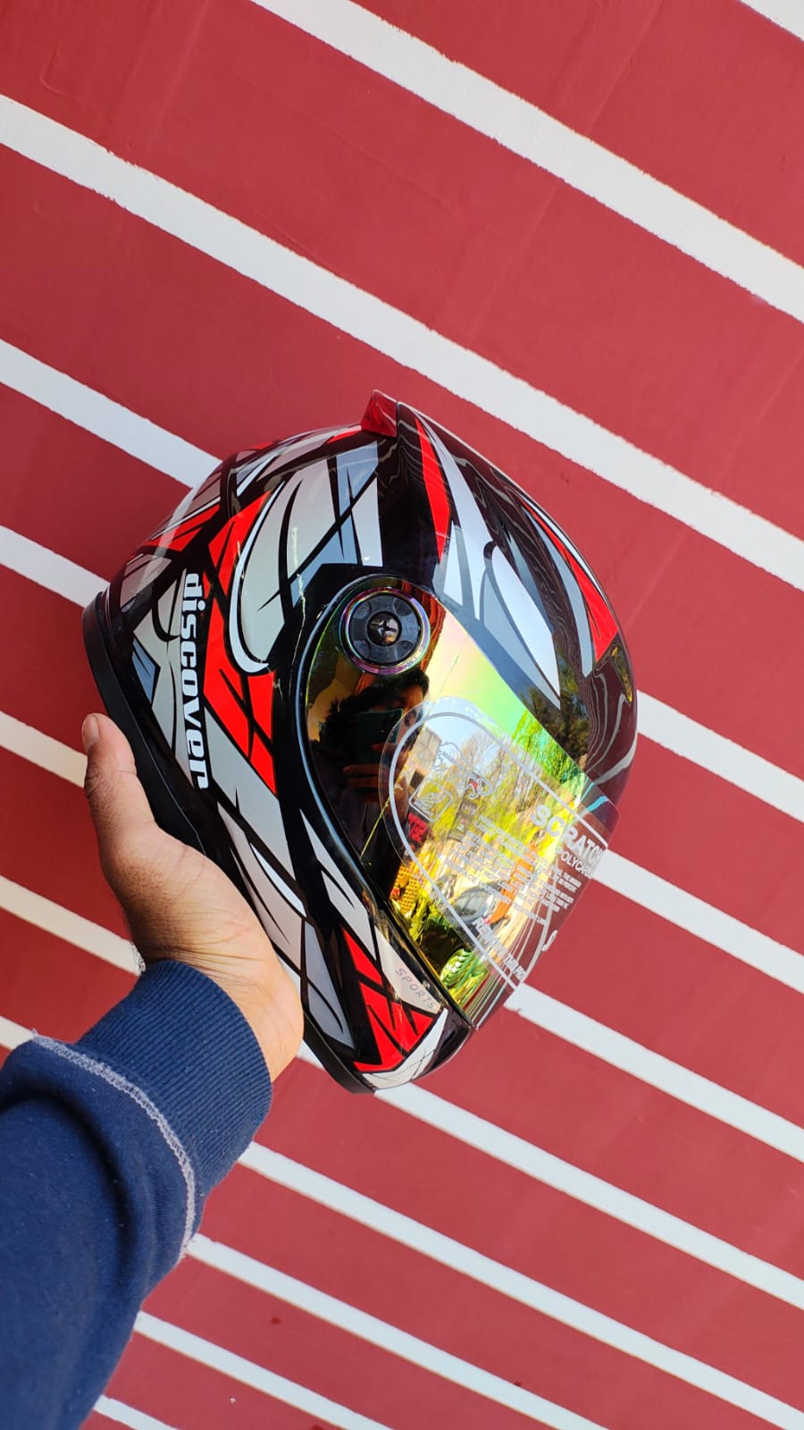 Discover stylish Helmet