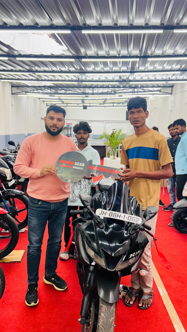 R15 v3